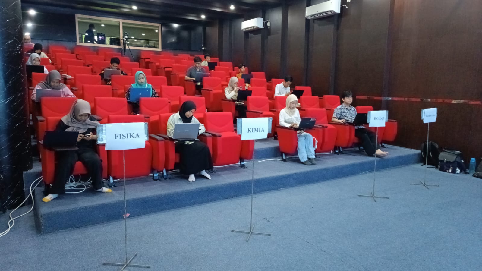 Ruang Teater dan Audiovisual